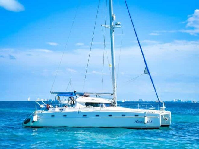 Cancun: Catamaran Tour to Isla Mujeres & Playa Norte - Snorkeling Experience