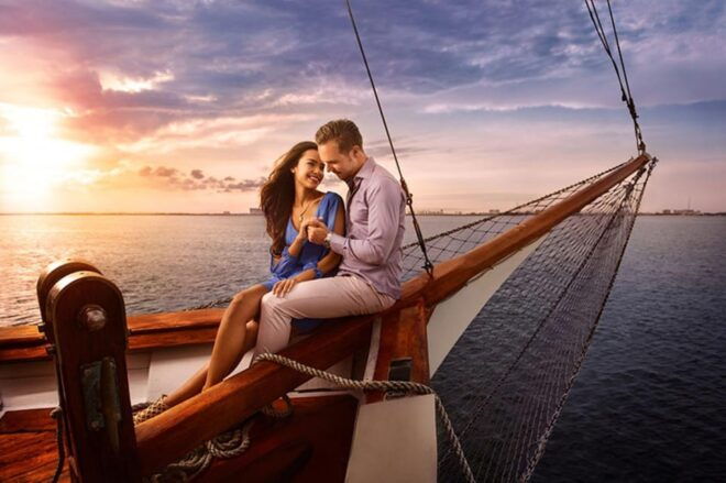 Cancún - Columbus Lobster & Dinner Tour for Couples - Scenic Sunset Vistas