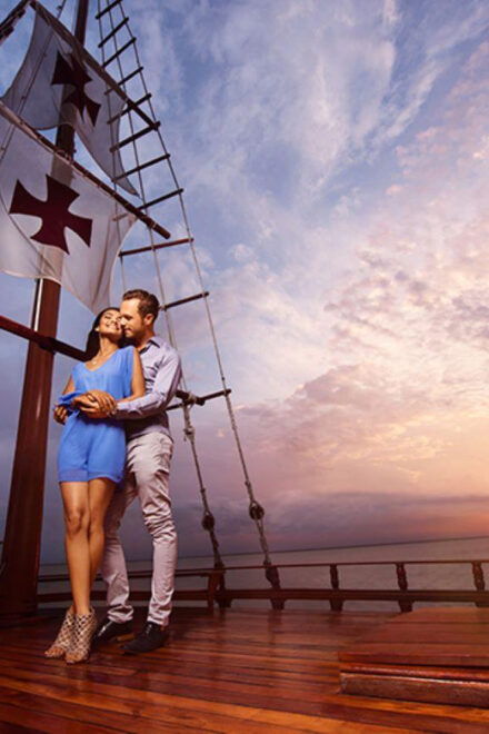 Cancún - Columbus Lobster & Dinner Tour for Couples - Lobster Dinner and Dining Options