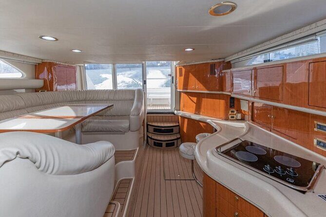 Cancun Flybridge Tour by Yacht - The Sum Up