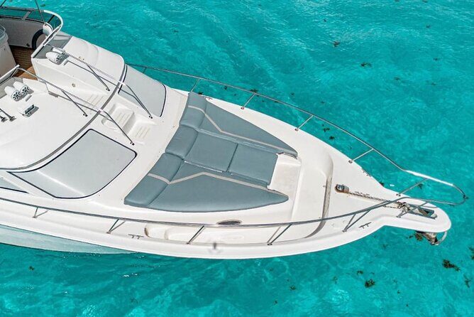 Cancun Flybridge Tour by Yacht - FAQ