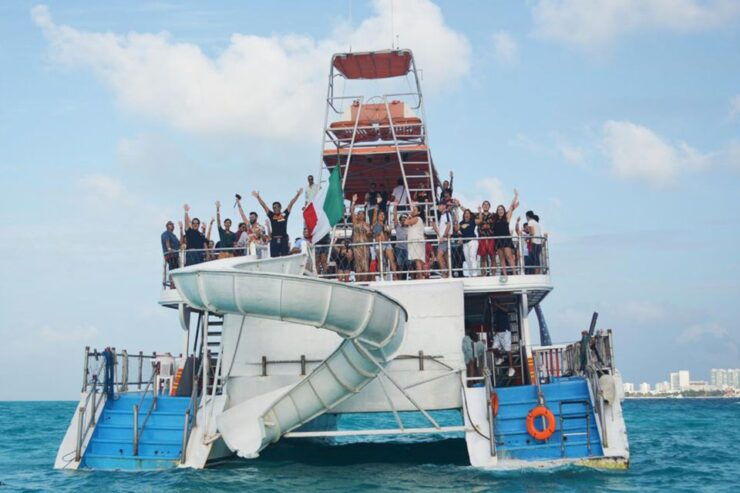 Cancun: Full-Day Catamaran Cruise to Isla Mujeres - Booking Details