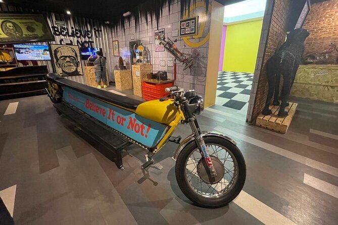 Cancun Guided Sightseeing SkyWheel, Letters and Shopping - Authentic Experiences That Leave a Lasting Impression