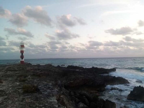 Cancun: Guided Walking Tour at the Punta Cancun Lighthouse - Included and Not Included
