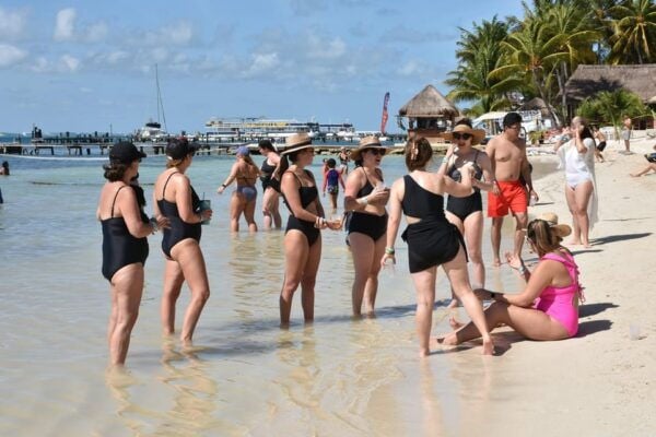 Cancun: Incredible Party on Catamaran+Open Bar-Adults Only! - Dock Fee