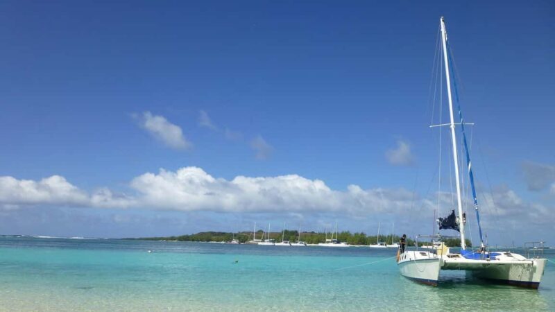 Cancun: Isla Mujeres All-Inclusive Catamaran with pick-up - FAQs
