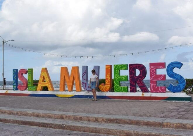 Cancun: Isla Mujeres Catamaran Cruise With Snorkel and Lunch - Inclusions and Exclusions