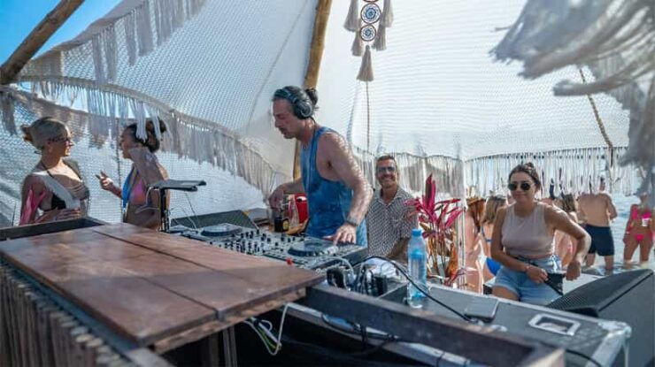 Cancun: Isla Mujeres Catamaran Party Open Bar Only Adults - Good To Know