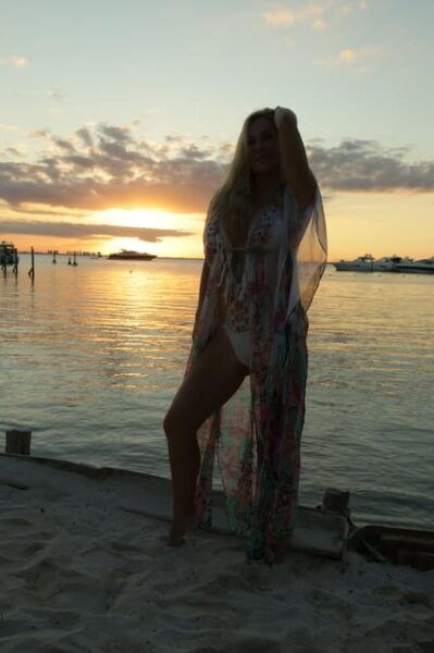 Cancun: Isla Mujeres Catamaran Party Open Bar Only Adults - Meeting Point and Attire