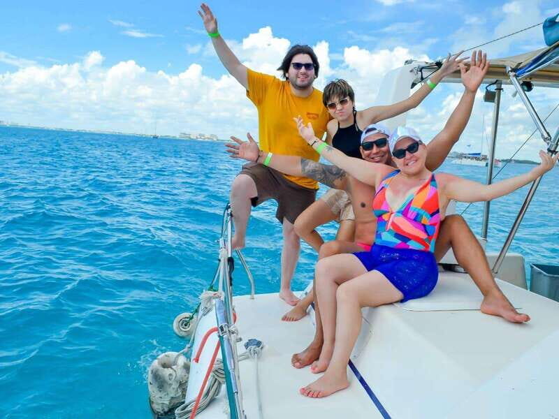 Cancun: Isla Mujeres Catamaran Tour with Open Bar of Drinks - Good To Know