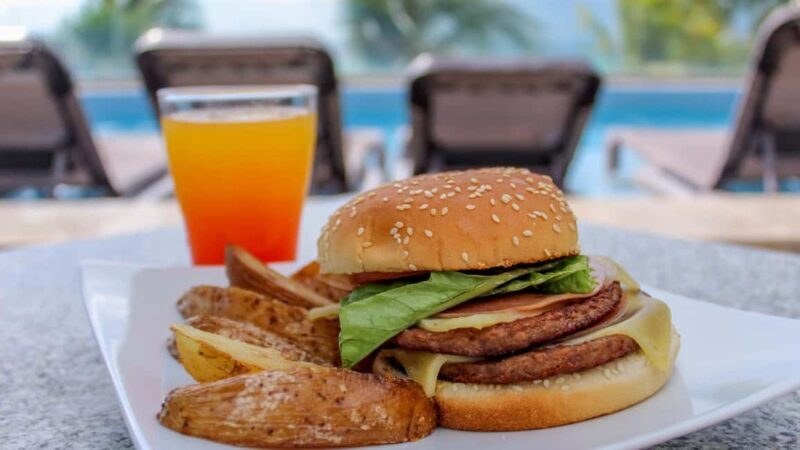 Cancun: Isla Mujeres Royal Garrafon with Transport & Lunch - Who Will Love This Tour?