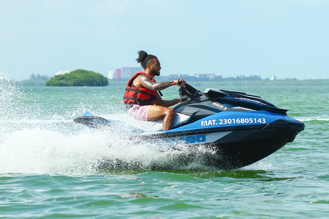 Cancun Jet Ski Rentals: 30-Minute Option - Professional Guides and Support