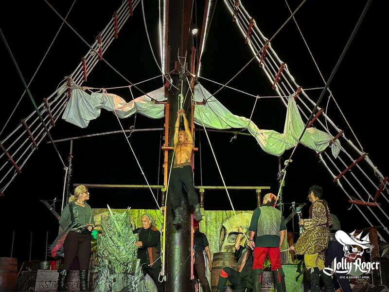 Cancún: Jolly Roger Pirate Dinner Cruise 2025 - FAQ
