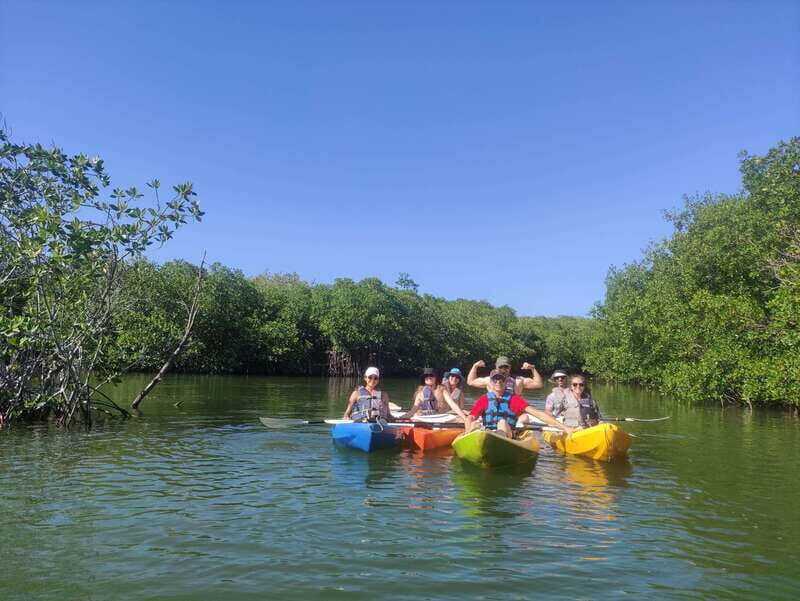 Cancun: Kayaking Tour in Nichupte Lagoon - The Guide: Axel and the Personal Touch
