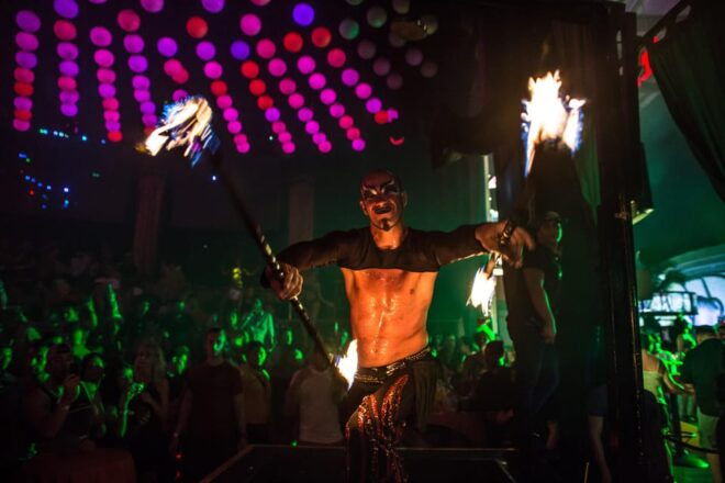 Cancún: Mandala Nightclub Cancun Admission - Included Features