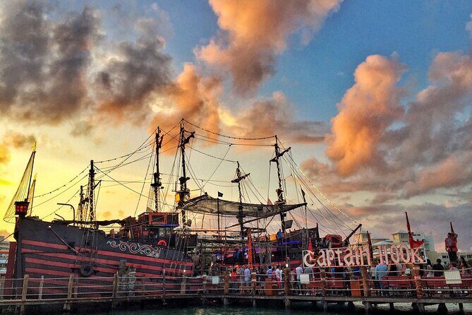 Cancun Pirate Ship Adventure : Dinner & Show at Sea 2 for 1 Deal - The Sum Up