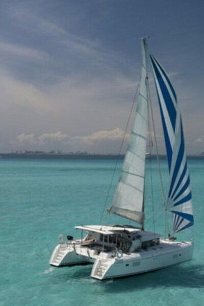 Cancun: Private Luxury Catamaran to Isla Mujeres - Luxury Aboard the Catamaran