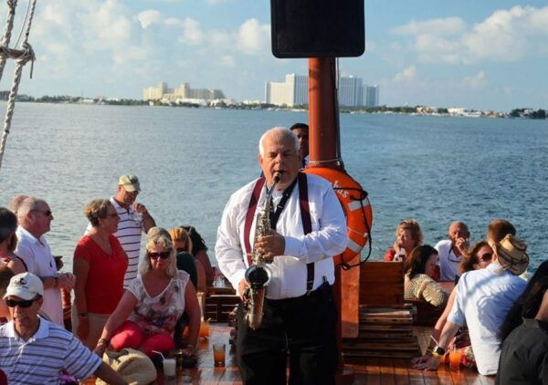 Cancun: Romantic Dinner in the Lagoon With Live Sax Music - Weather Considerations