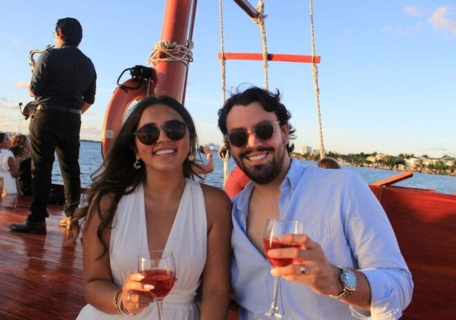 Cancun: Romantic Dinner on a Galleon With Sax Music & Drinks - Beverage Selections