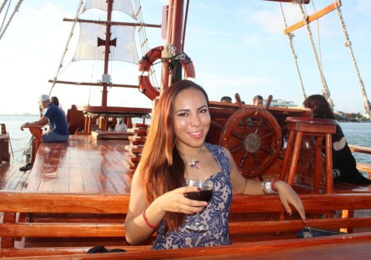 Cancun: Romantic Evening in Galleon With Dinner and Open Bar - Good To Know