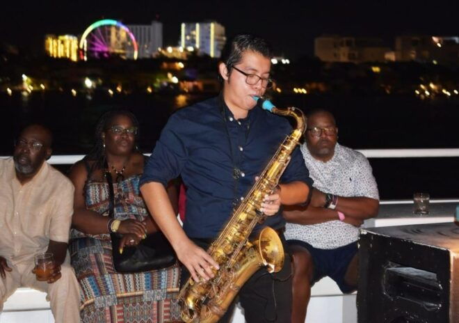 Cancun: Romantic Evening in Galleon With Dinner and Open Bar - Dress Code and Restrictions