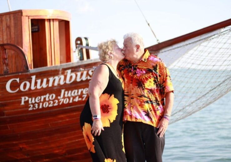 Cancun: Romantic Night With Dinner and Open Bar on a Galleon - Cruise Experience Highlights