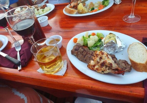 Cancun: Romantic Night With Dinner and Open Bar on a Galleon - Romantic Atmosphere and Occasion