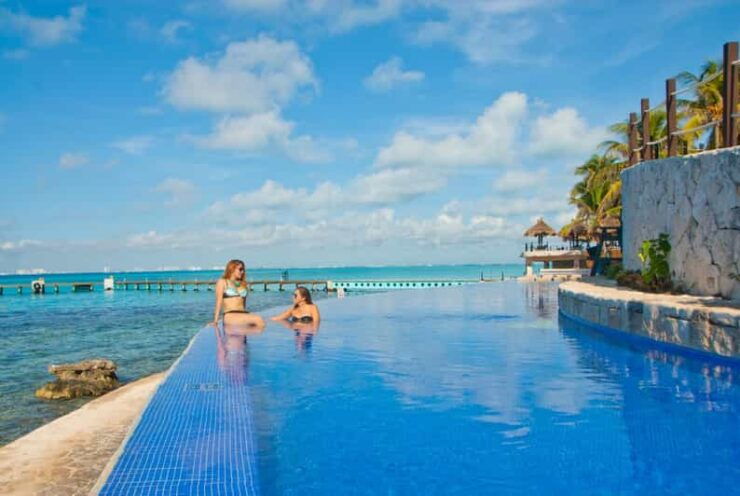 Cancun: Royal Garrafon Water Park - Group Size and Pricing