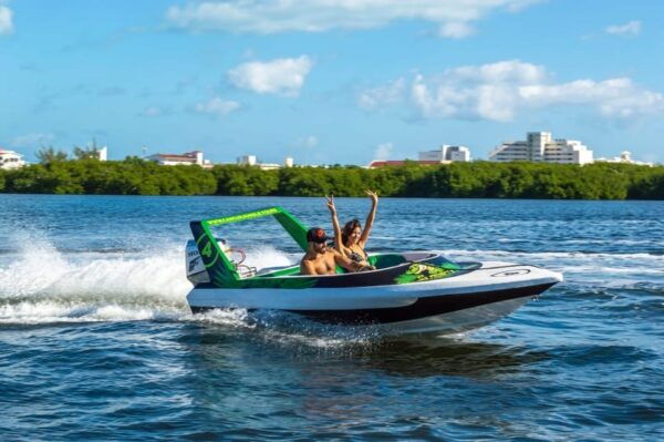 Cancún: Self-Guided Nichupté Lagoon Speedboat Tour - Relaxation at Playa Conchitas