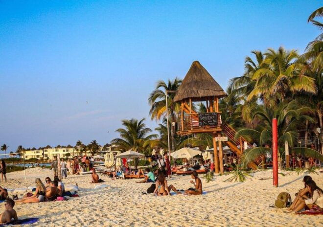 Cancun: Tour to Isla Mujeres in Catamaran With Snorkel - Cancellation Policy