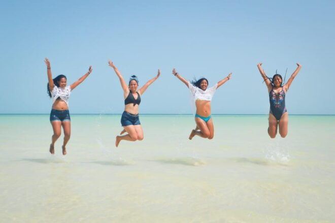 Cancun: Transfer to Chiquila - Included Amenities and Features