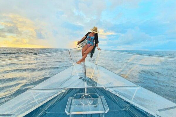 Cancun: Transparent Boat Tour With Soft Drinks - Exploring Nichupte Reserve