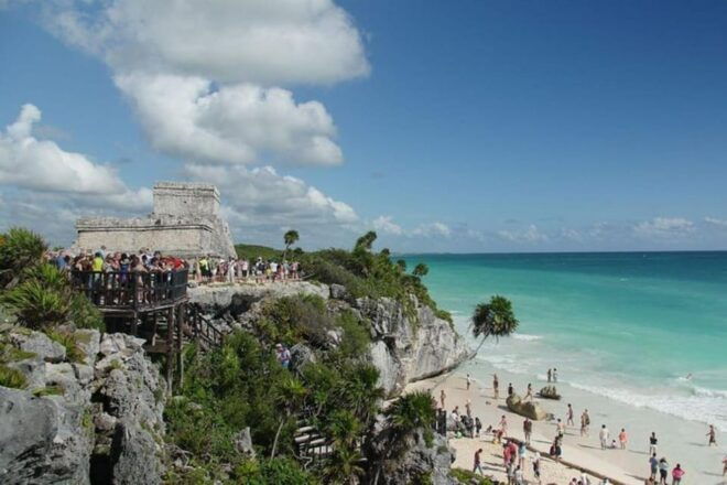 Cancun:Combo Capitan Hook Chicken Dinner + Tulum Cenote Tour - Pirate Ship Experience