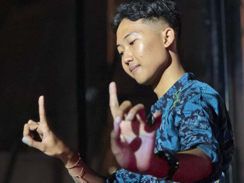 Canggu: Deaf Dancer Show with Dinner - Good To Know