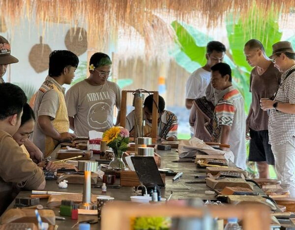 Canggu: Make Your Own Silver Jewelry Class - Local Culture Interaction