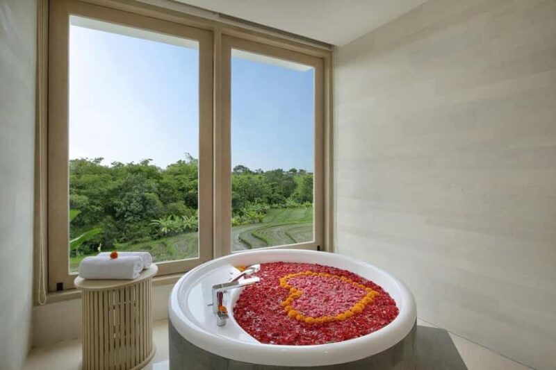 Canggu: Spa and Bath Experiences at Svaha Spa Padang Linjong - The Treatment Menu in Detail