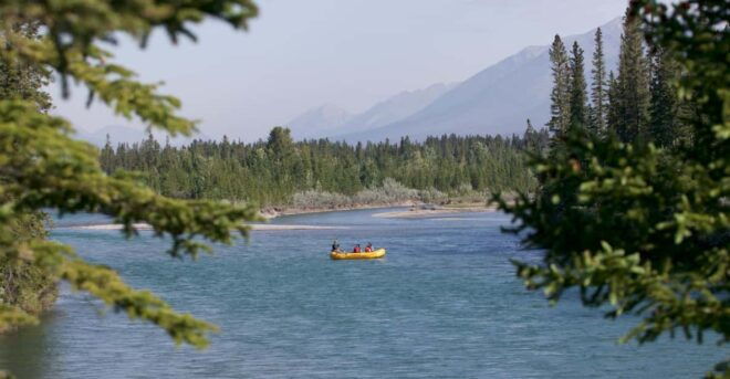 Canmore: Bow River Scenic Float Tour - Location and Accessibility