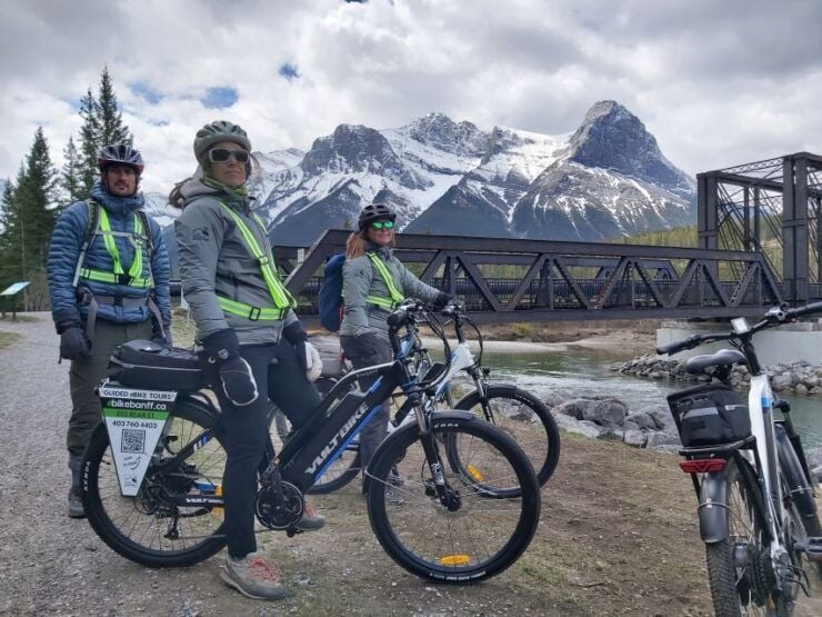 Canmore: Highlights Electric Bike Guided Tour - Tour Booking Details