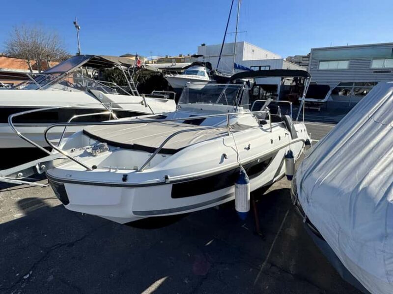 Cannes Boat Rental with Skipper Lérins Island Escape Tour - FAQ