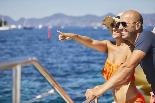 Cannes: Half-Day Catamaran Cruise - Meeting Point and Departure