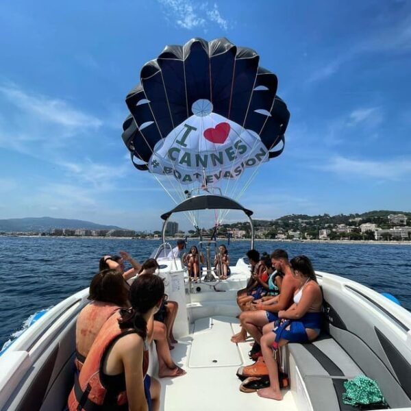 Cannes: Parasailing Experience for Couples, Family & Friends - Tips for an Enjoyable Experience