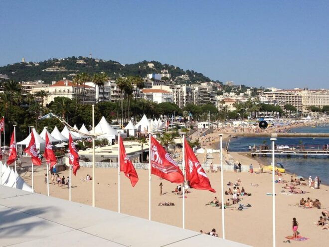 Cannes: Private Guided Walking Tour With Local Guide - Cultural Insights