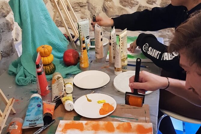 Cannes Private Painting Lesson With Professional Artist - Pricing and Booking