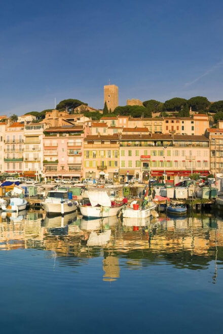 Cannes Walking Tour With Little Souvenir - Itinerary Details