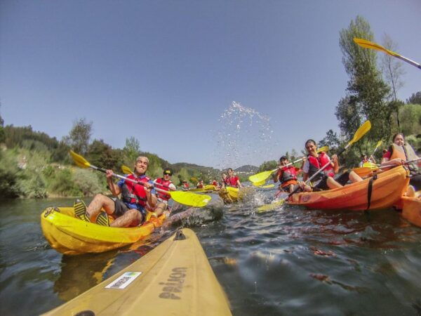 Canoeing on the Mondego River 12km, Penacova, Coimbra - Refreshment Stop