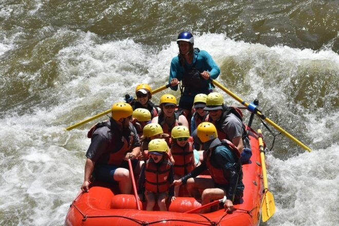 Cañon City: Family Float Rafting With Lunch, Photo & Wetsuit - Suitability and Restrictions