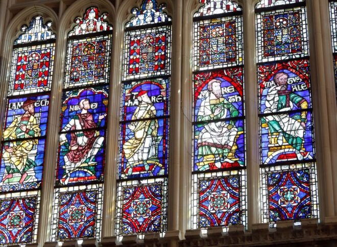 Canterbury Cathedral: Entry Ticket With Audio Guide - Cathedral Features and Attractions