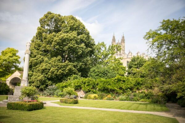 Canterbury Cathedral: Entry Ticket With Audio Guide - Common Questions