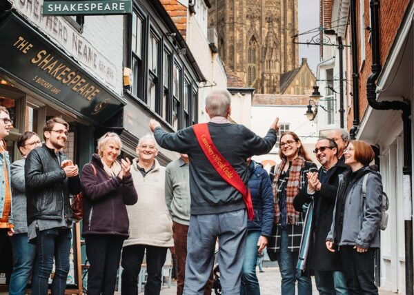 Canterbury: Walking Tour With Green Badge Guide - Exploring Medieval Wonders