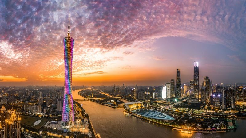 Canton Tower - Daylight, sunset, or the Guangzhou night view